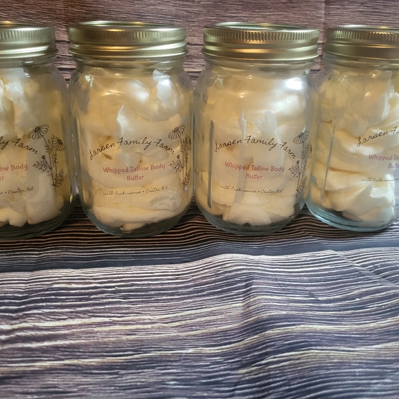 Larsen Family Farm Whipped Body Tallow Frankincense&Castor Oil - Picture 3 of 5